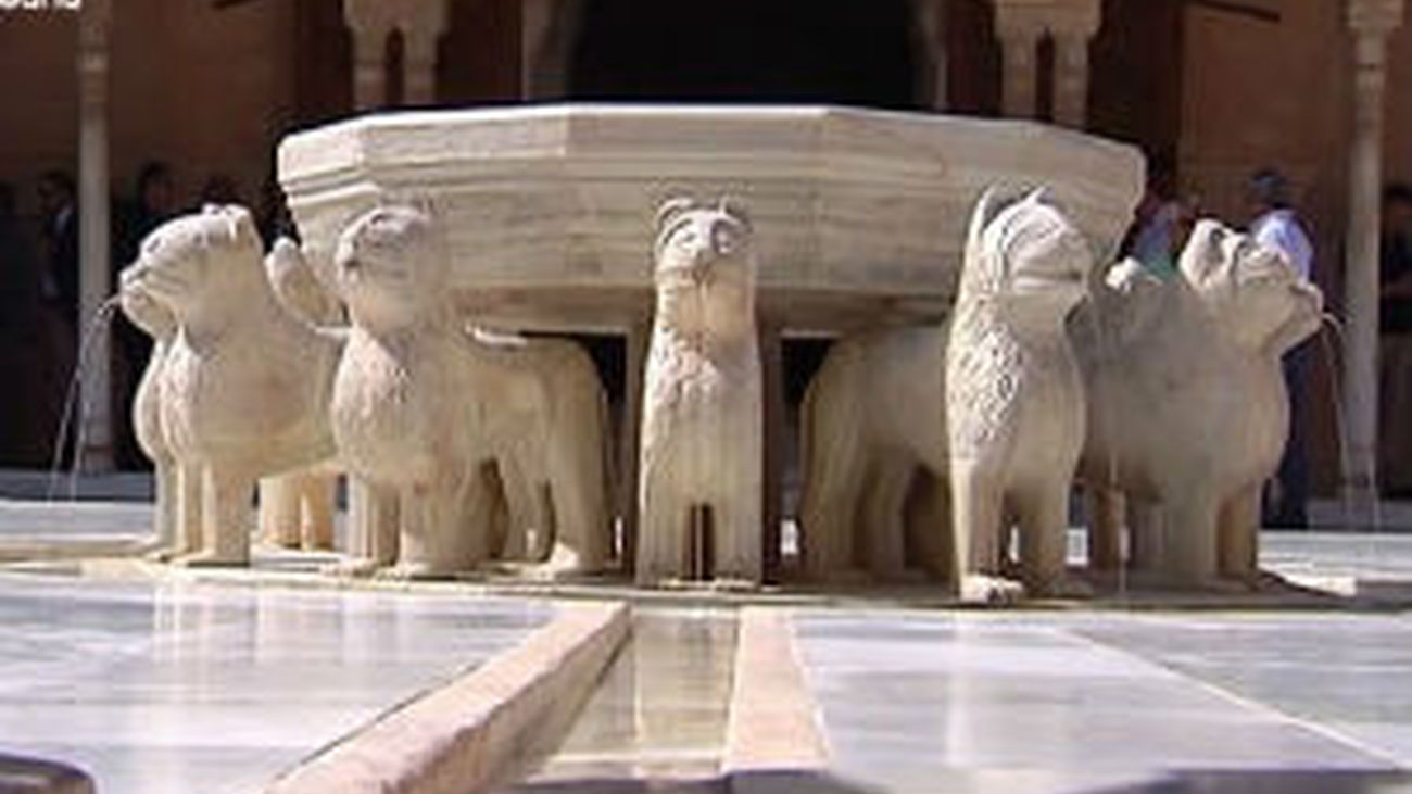 El Patio de los Leones se reabre de nuevo al público