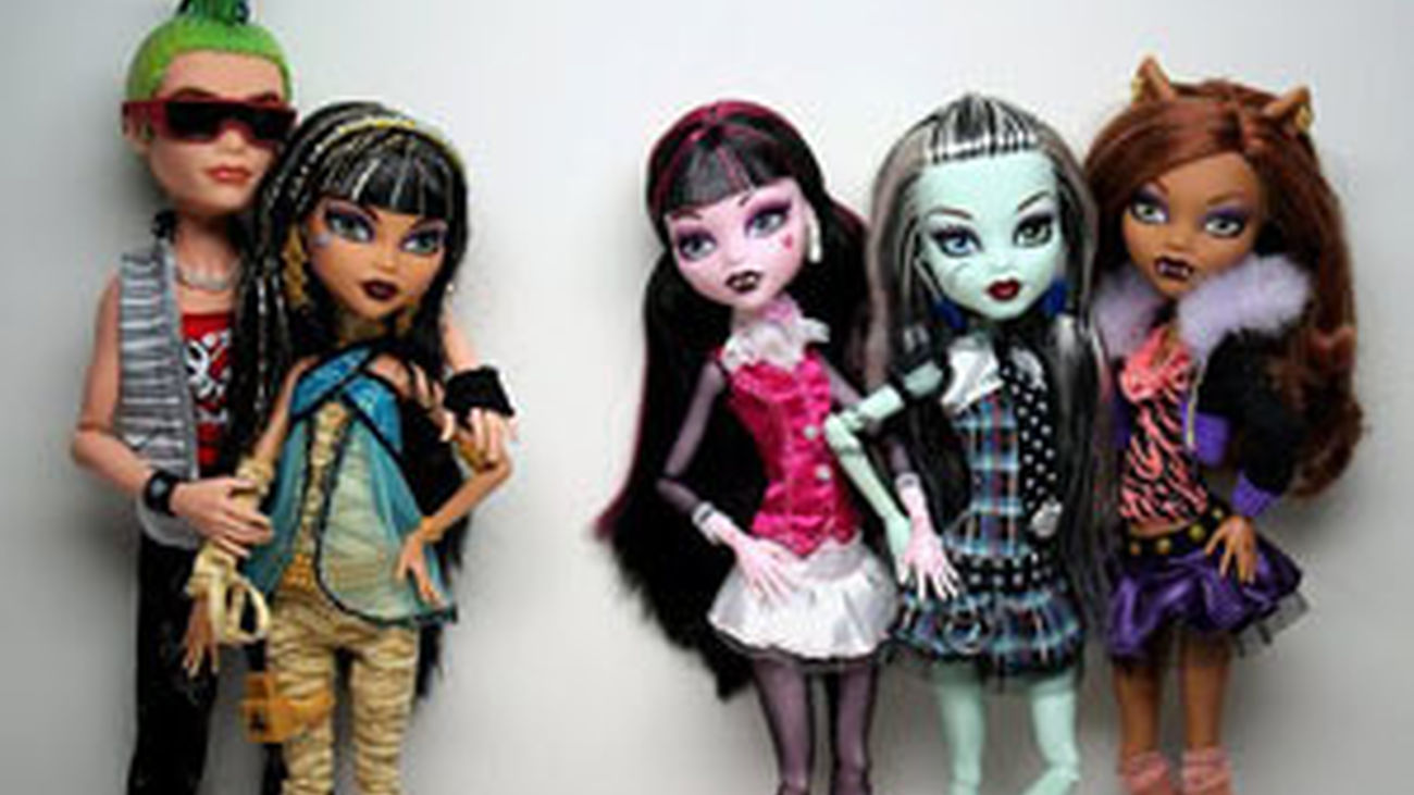 monster high muñecas grandes