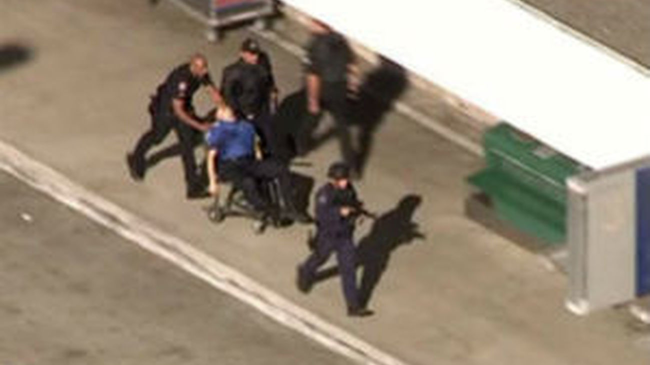 Tiroteo en el aeropuerto de Los Angeles