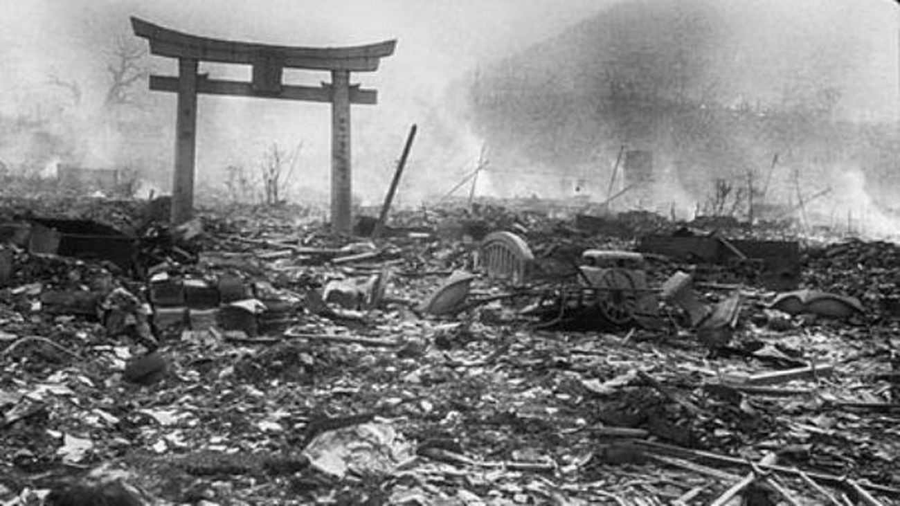 Bomba atomica en nagasaki japon