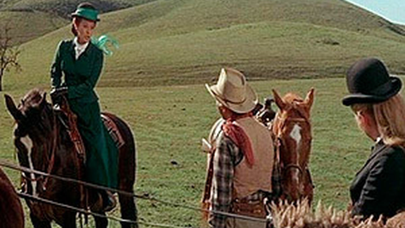 Escena de la película 'Una dama entre vaqueros'
