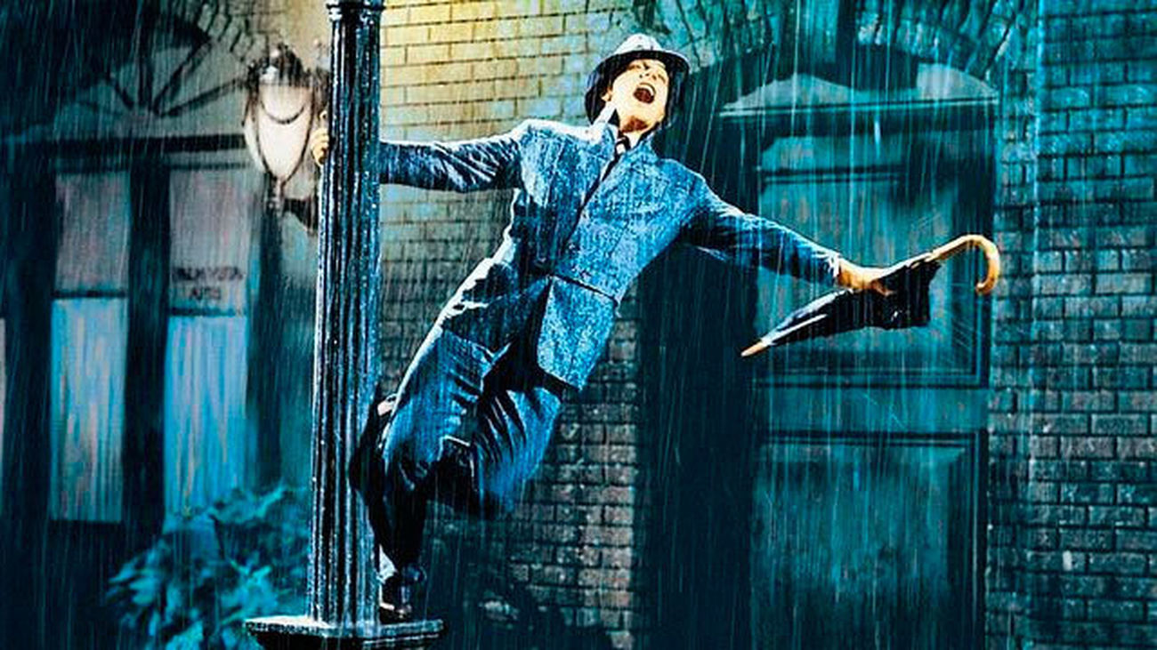 Cantando bajo la lluvia