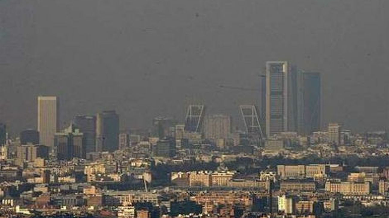 El ayuntamiento da luz verde a la restricción del tráfico por contaminación