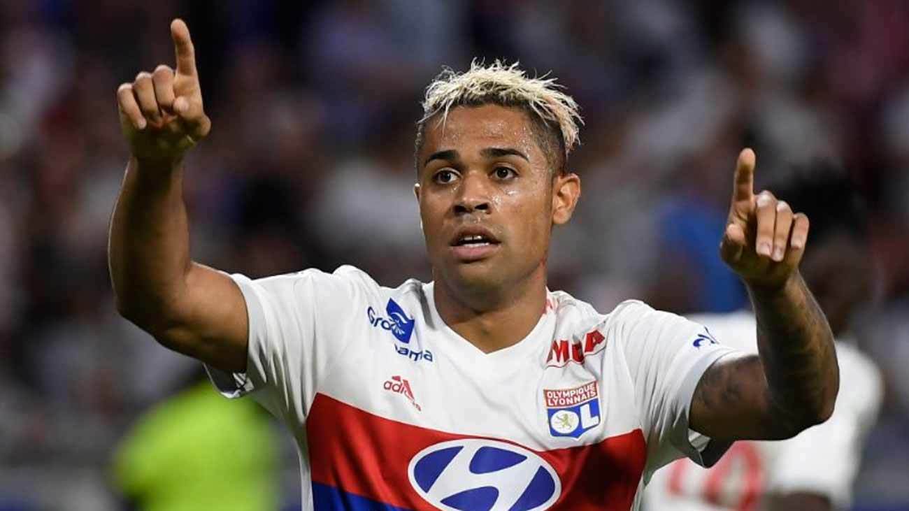 Mariano, en su etapa en el Olympique de Lyon