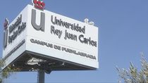 Estudiantes piden cambiar el nombre de la Universidad Rey Juan Carlos, que no se lo plantea