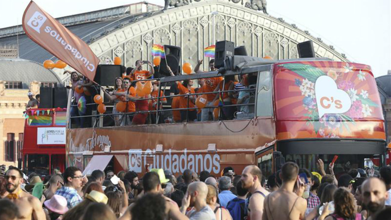 carroza orgullo gay pp
