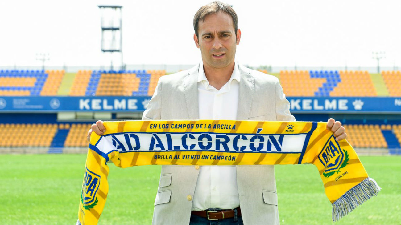 Fran Fernández, técnico del Alcorcón.