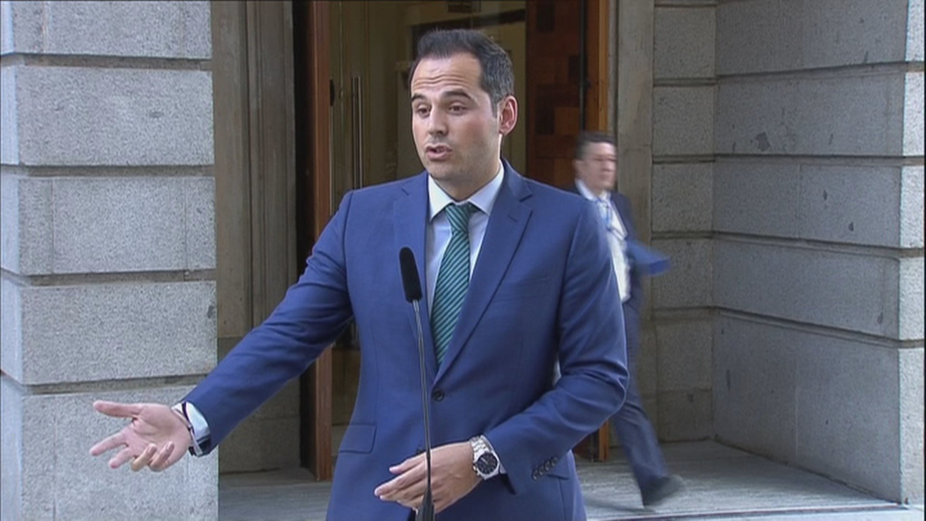 Aguado rechaza otra ronda de consultas porque "no ha habido ningún avance"