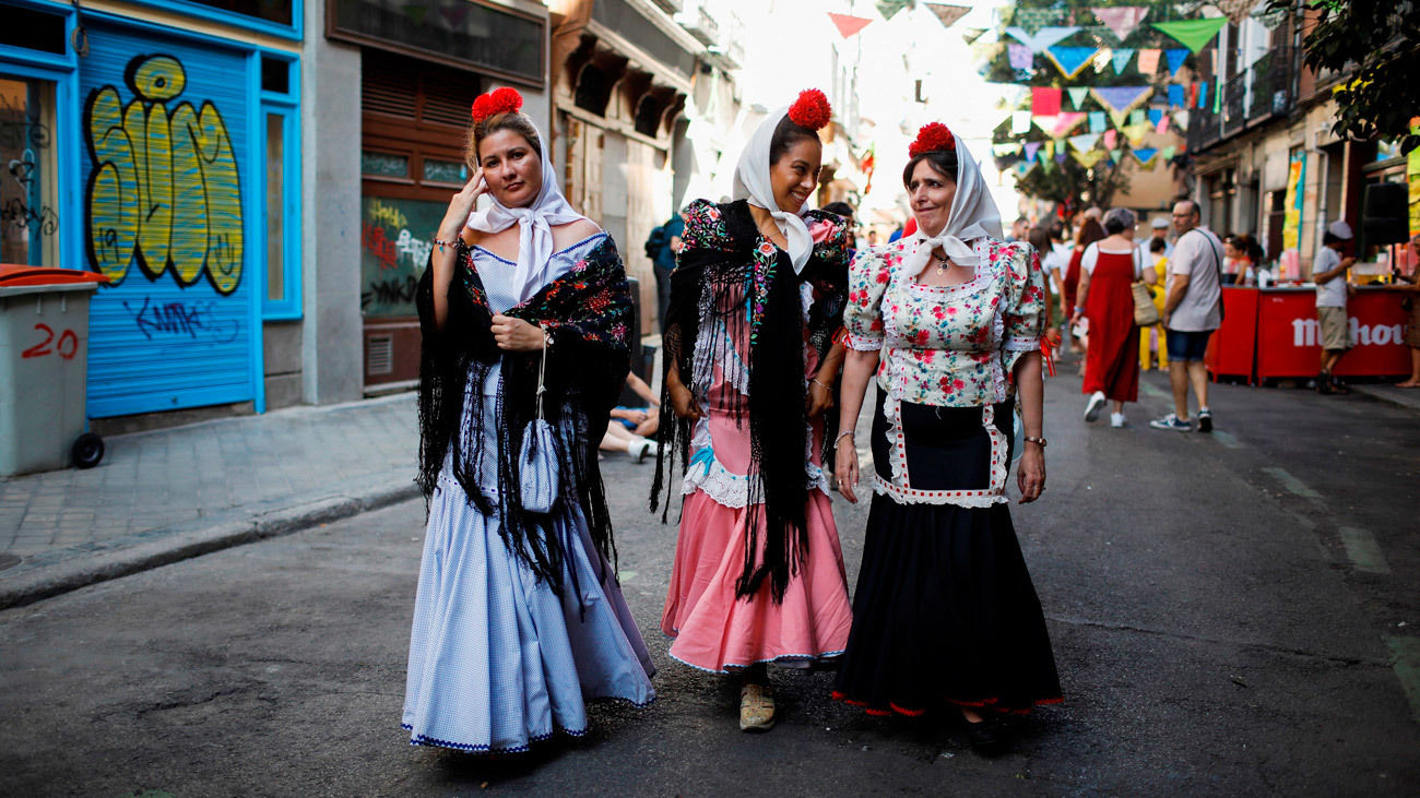 Ambiente festivo en las Fiestas de La Paloma