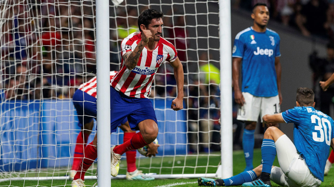 Savic ante el Juventus