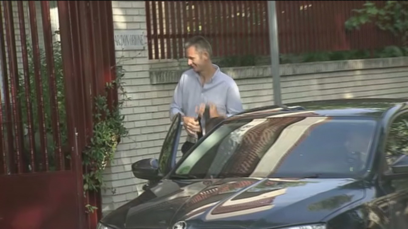 Iñaki Urdangarín llega al hogar social Don Orione para iniciar su voluntariado