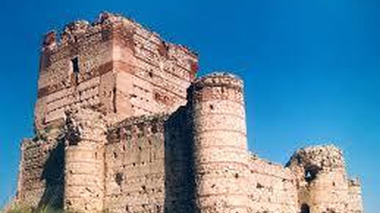"Un viaje en la historia del Castillo de Aulencia "