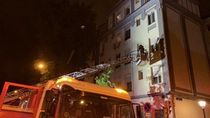 Una familia hospitalizada y 12 personas atendidas en un incendio en el Paseo de la Chopera