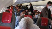 Indignación y polémica por un vuelo entre Madrid y Gran Canaria que no respeta las distancias de seguridad