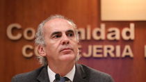Ruiz Escudero: “Hay que estar alerta al rebrote y contener el virus en Atención Primaria”
