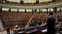 Tenso cara a cara en el Congreso entre Sánchez y Casado a raíz del cese de Pérez de los Cobos