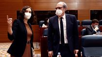 Ayuso tiende la mano a Gabilondo y afirma que Podemos es "amigo del odio y peor que el virus"