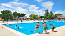 Así abrieron las piscinas en los grandes municipios de Madrid