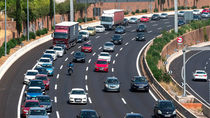 Madrid registra un 59 % menos de desplazamientos por carretera que en el puente del pasado año