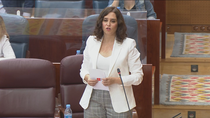 Ayuso pide que la EVAU sea igual en toda España