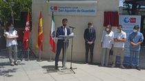 San Agustín del Guadalix coloca una placa en memoria del médico fallecido por coronavirus