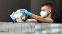 El virus contagia al fútbol español