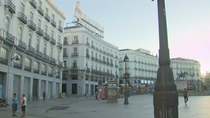 Piden paradas de carga y descarga de turistas en la Puerta del Sol