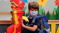 Llantos e ilusión en el primer día de vuelta al cole para los niños de cero a tres años