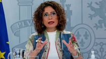 Montero apela a respaldar los Presupuestos y reclama al PP renovar el CGPJ