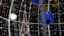Madrid ha comenzado a instalar el alumbrado navideño