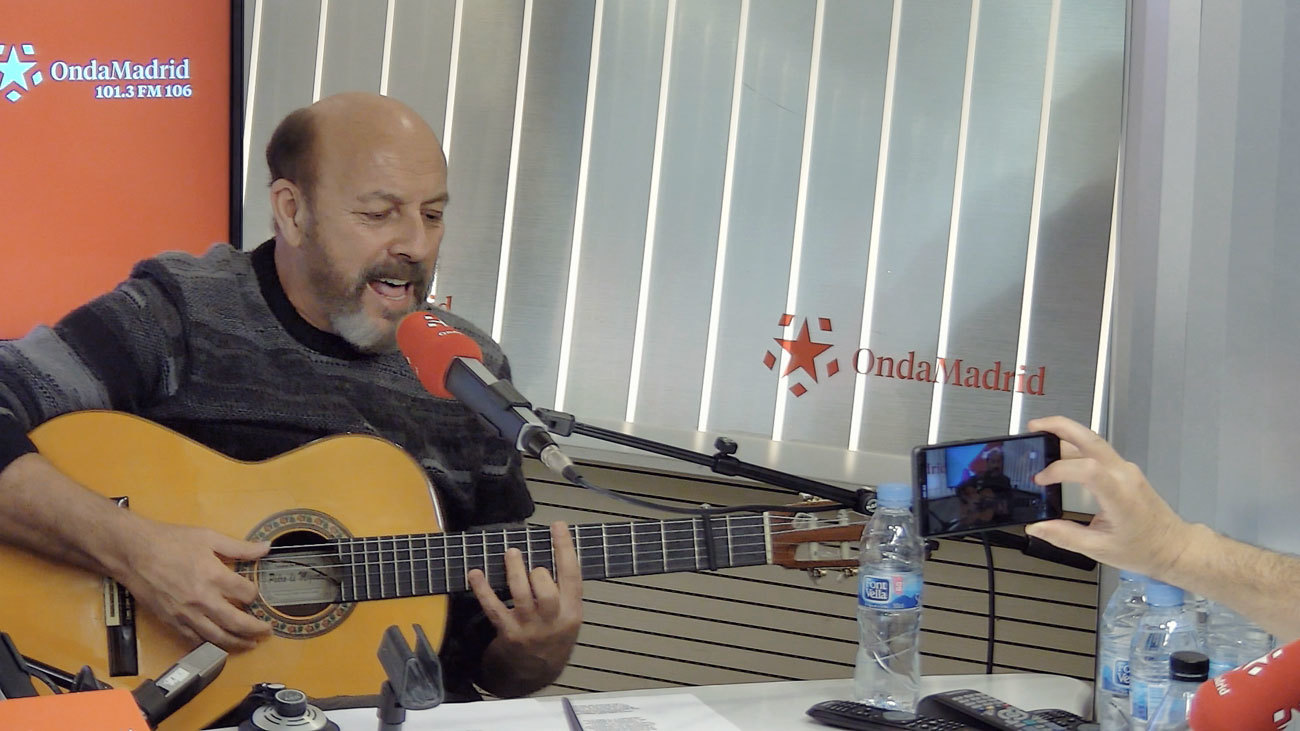 Javier Ruibal Celebra Su 13º Disco Con Un Libro Disco Titulado Ruibal