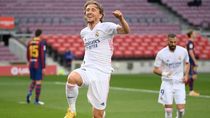 Así vivimos los tres goles que dieron el triunfo al líder indiscutible en el Clásico