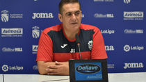 Sandoval: "El Fuenlabrada no debe sacar pecho, solo vale trabajar a pico y pala"