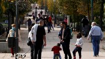 Seis zonas entran y otras siete salen de las restricciones especiales contra el coronavirus en Madrid