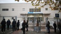 Las restricciones de entrada y salida entran en vigor en siete municipios y todo Collado Villalba desde este lunes