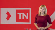 #TelemadridSubeLaCuesta El Telenoticias 1 de Lourdes Maldonado celebra el Día de las Librerías desde la Cuesta de Moyano