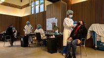 Los test de antígenos se amplían a la zona básica de Felipe II, en Móstoles, y a Rozas de Puerto Real